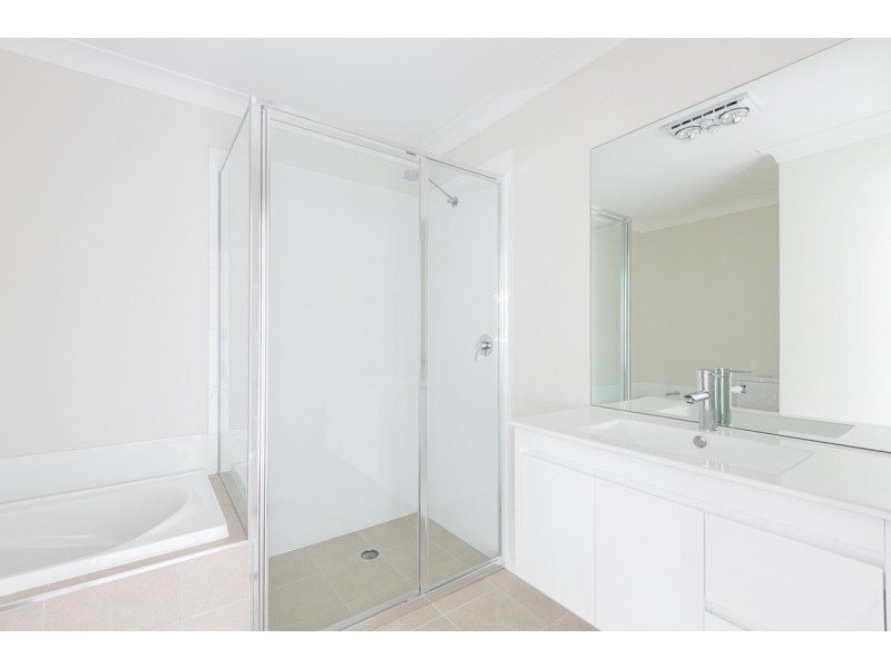 3/60 Kingston Street, Oak Flats NSW 2529