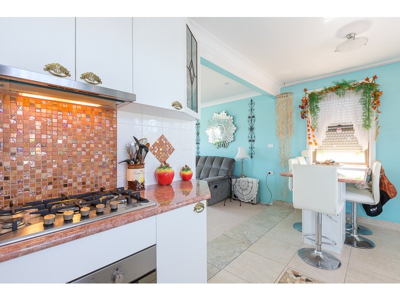 76 Queen Street, Lake Illawarra NSW 2528