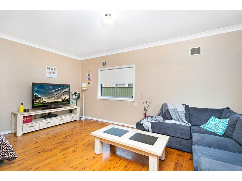 101 Koona Street, Albion Park Rail NSW 2527
