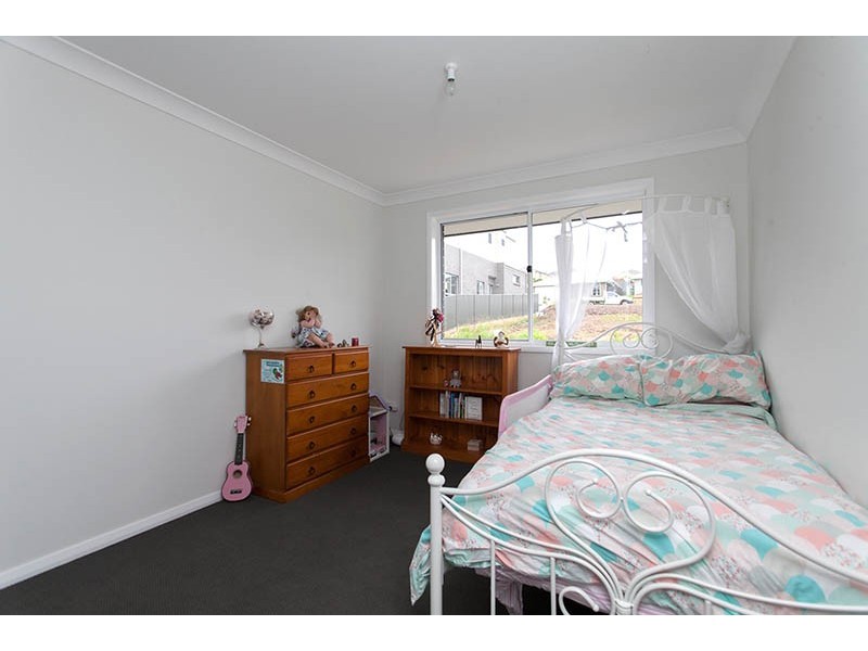 49 Rosemont Circuit, Flinders NSW 2529