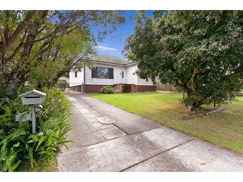 38 Hopetoun Street, Oak Flats NSW 2529