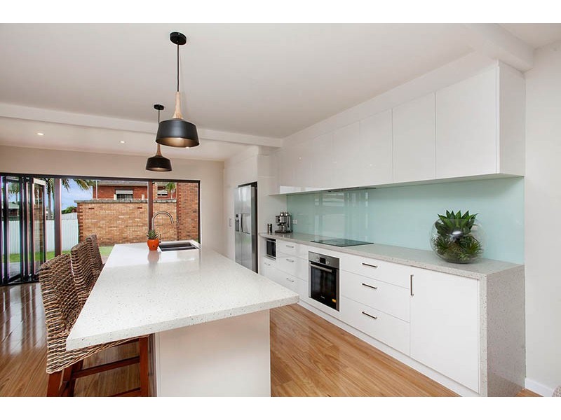 7 Sammat Avenue, Barrack Heights NSW 2528