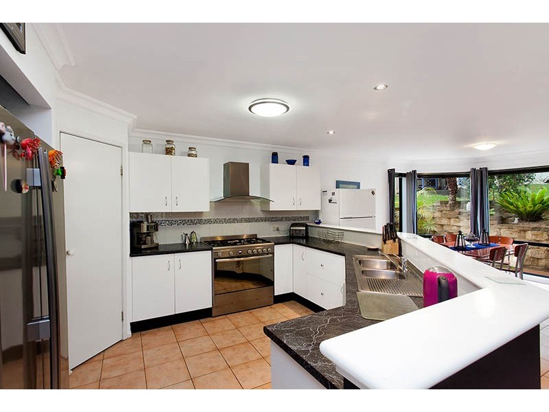 37 Helsal Circuit, Shell Cove NSW 2529