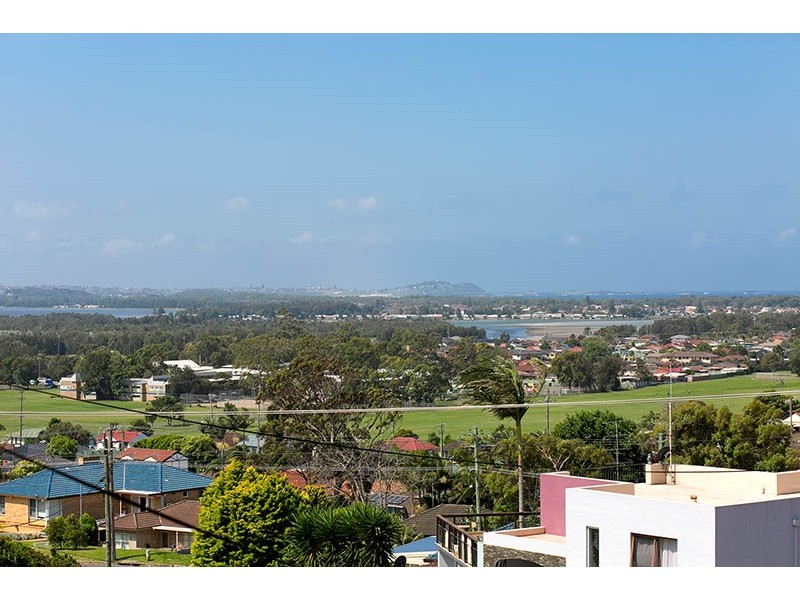 21 Porter Avenue, Mount Warrigal NSW 2528