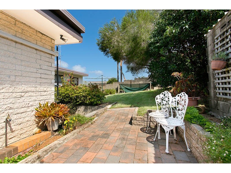 21 Porter Avenue, Mount Warrigal NSW 2528