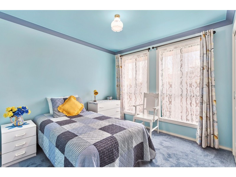 33 Hopetoun Street, Oak Flats NSW 2529