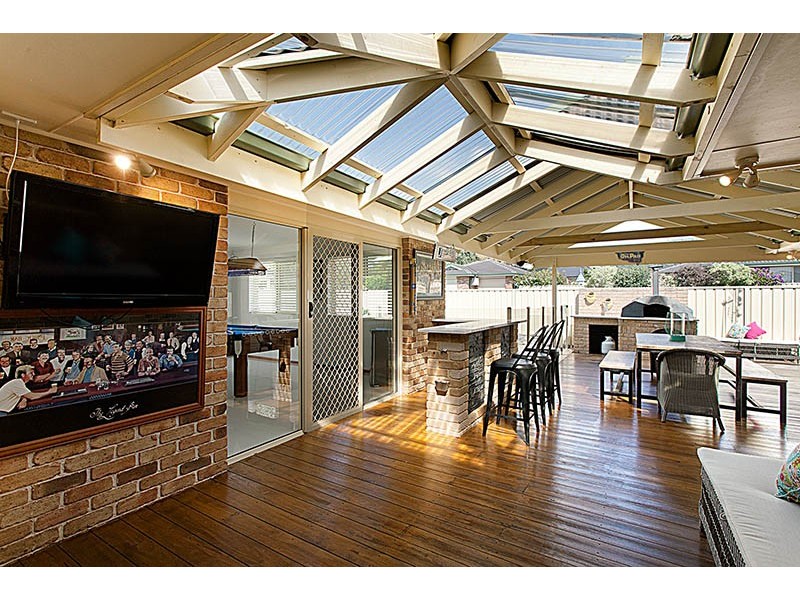 16 Grey Street, Albion Park NSW 2527