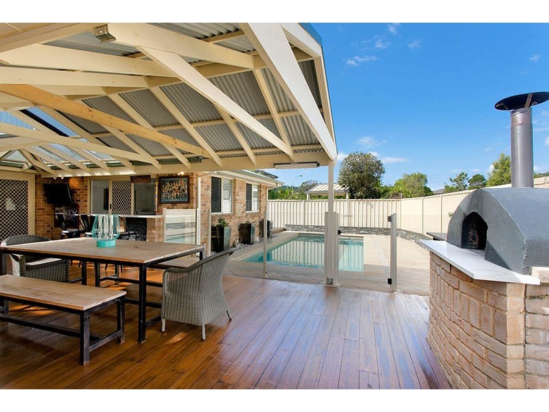 16 Grey Street, Albion Park NSW 2527