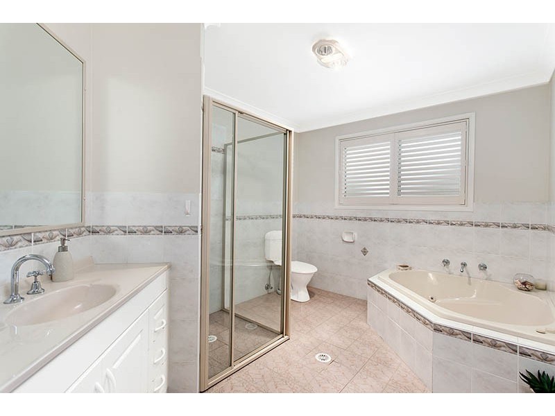 37 Kangaroo Drive, Blackbutt NSW 2529