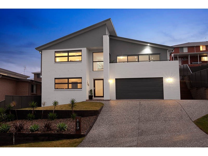 7 St Ives Road, Flinders NSW 2529