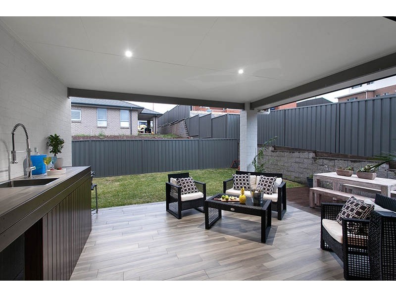 7 St Ives Road, Flinders NSW 2529
