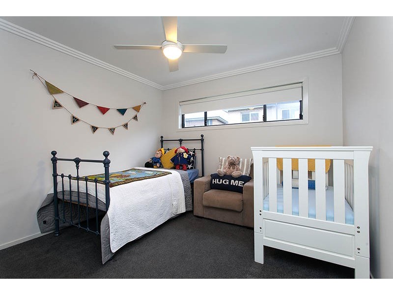 7 St Ives Road, Flinders NSW 2529