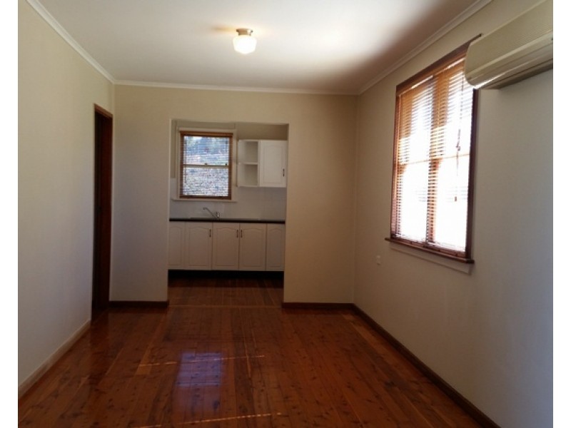 20 Kippax Street, Warilla NSW 2528