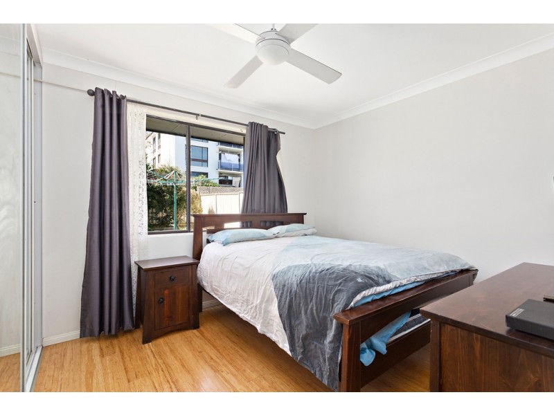 37 Osborne Parade, Warilla NSW 2528