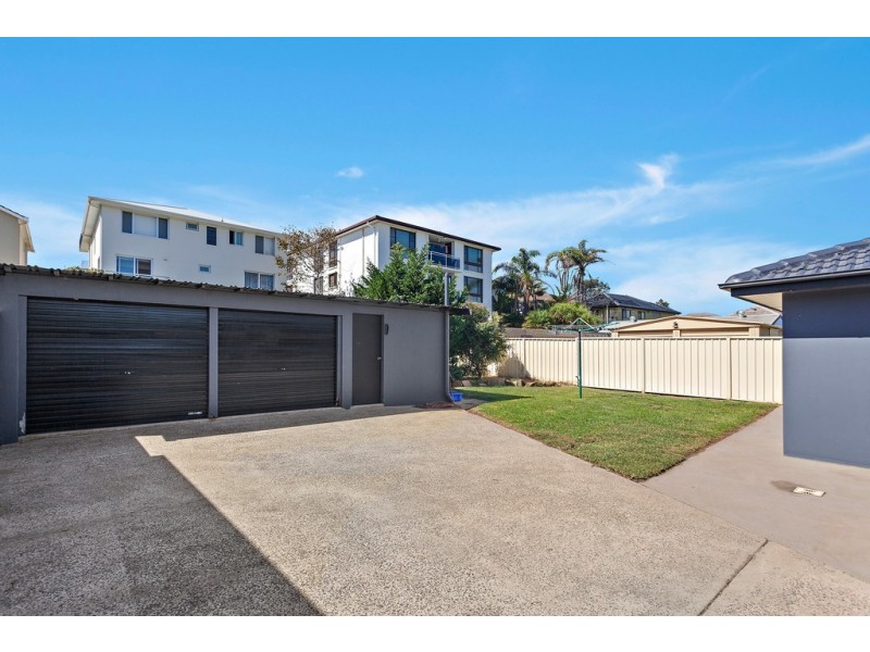 37 Osborne Parade, Warilla NSW 2528