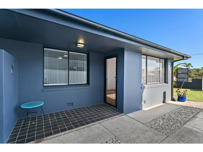 37 Osborne Parade, Warilla NSW 2528