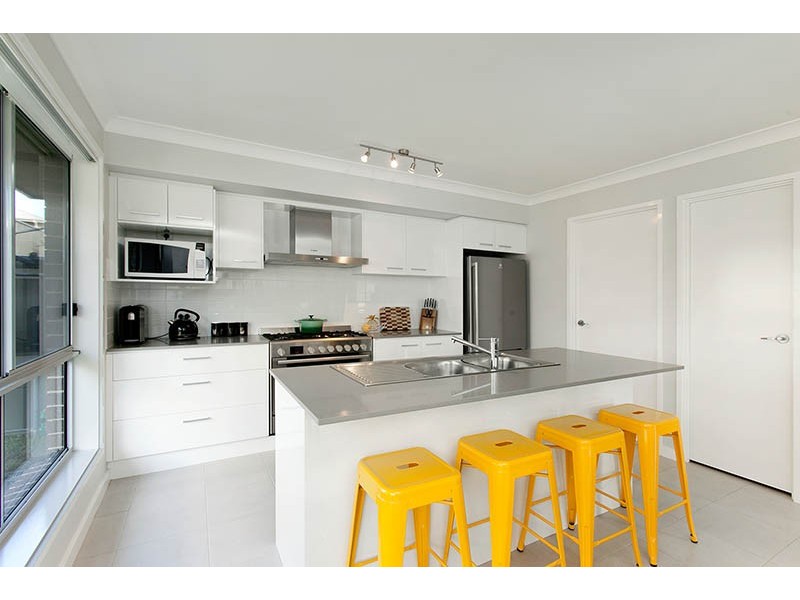 59 Elizabeth Circuit, Flinders NSW 2529