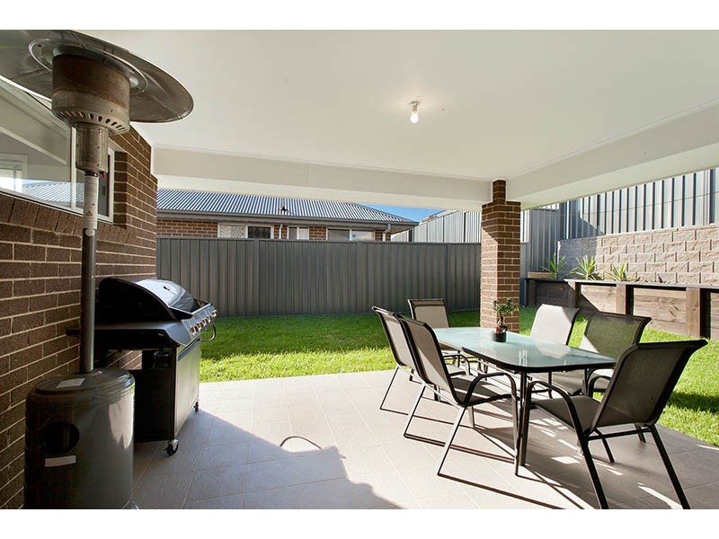 59 Elizabeth Circuit, Flinders NSW 2529