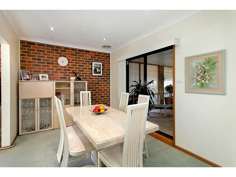 4 Warri Place, Oak Flats NSW 2529