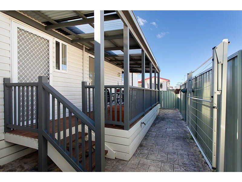 22 Willow Tree Avenue, Kanahooka NSW 2530