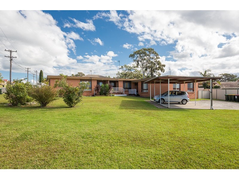 3/2 Barton Street, Oak Flats NSW 2529