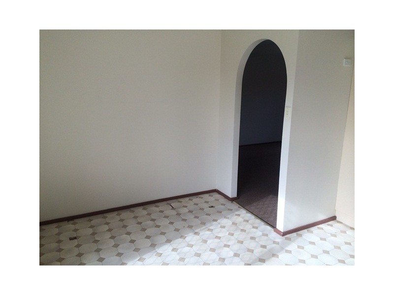 3/2 Barton Street, Oak Flats NSW 2529