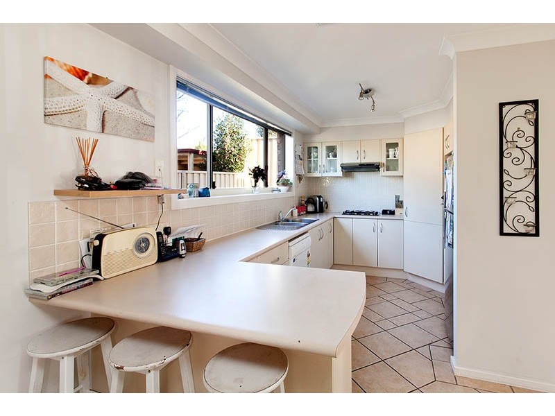2/38 Tyrrel Street, Flinders NSW 2529