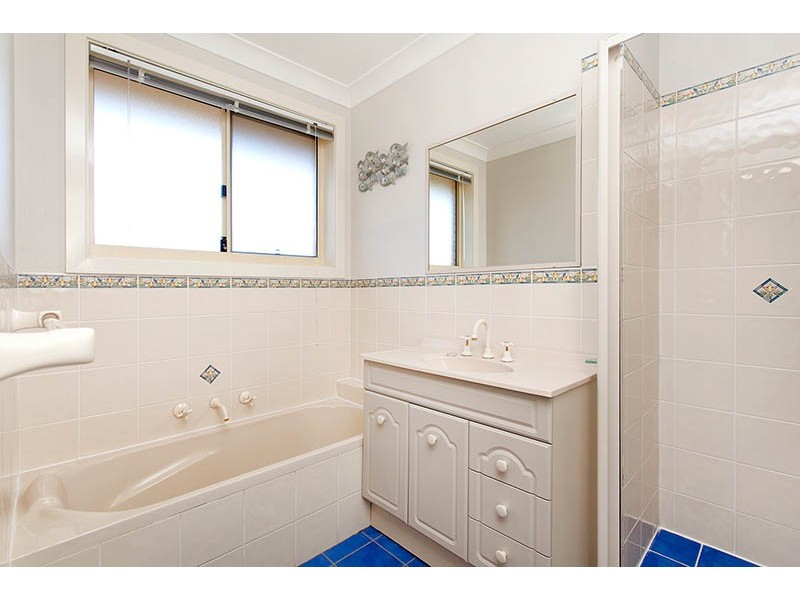 2/38 Tyrrel Street, Flinders NSW 2529