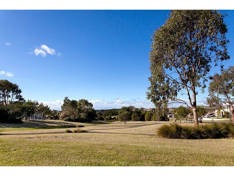 2/21 Solander Avenue, Shell Cove NSW 2529