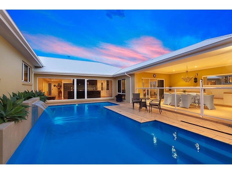 18 Larkin Crescent, Flinders NSW 2529