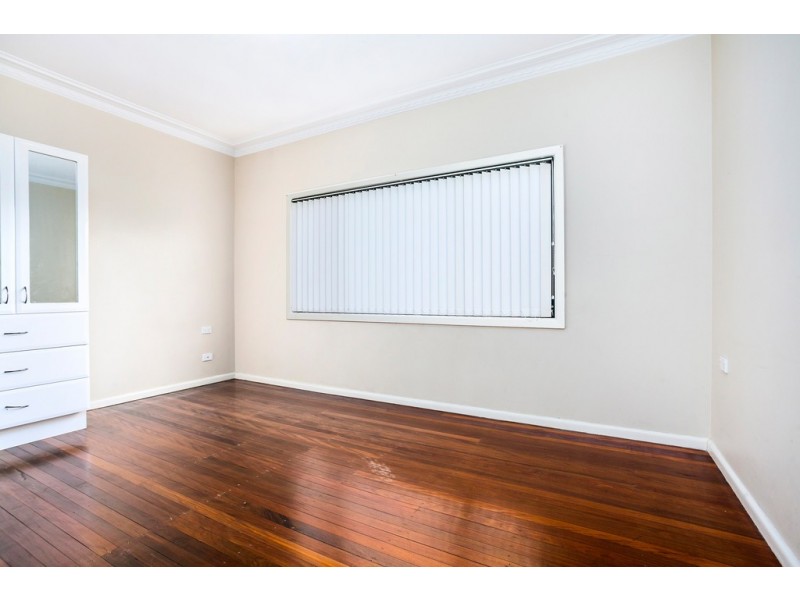 1/36 Devonshire Crescent, Oak Flats NSW 2529