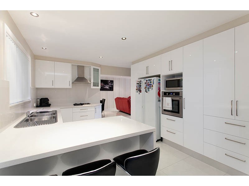 15 Woodburn Terrace, Flinders NSW 2529
