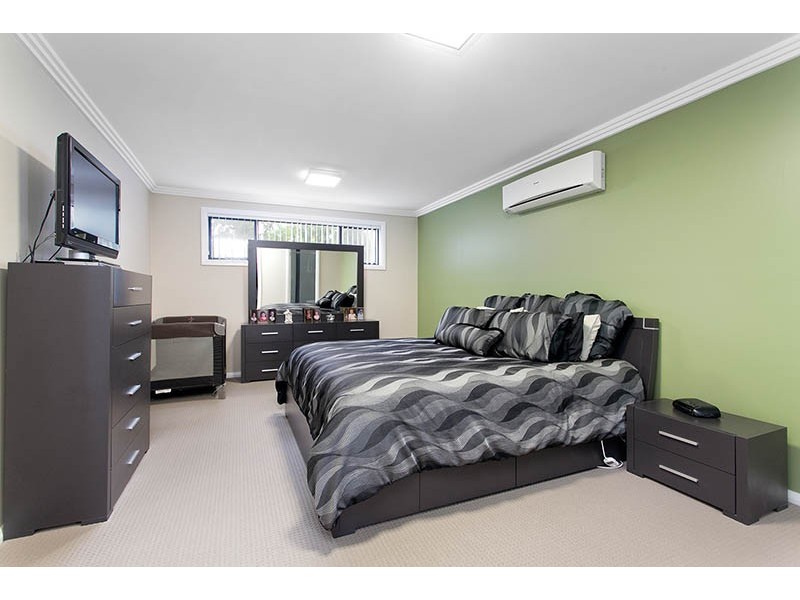 15 Woodburn Terrace, Flinders NSW 2529