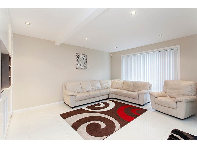 15 Woodburn Terrace, Flinders NSW 2529