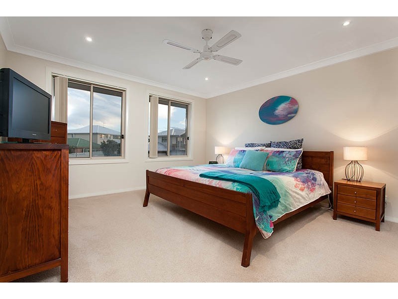 17 Dunk Avenue, Shell Cove NSW 2529