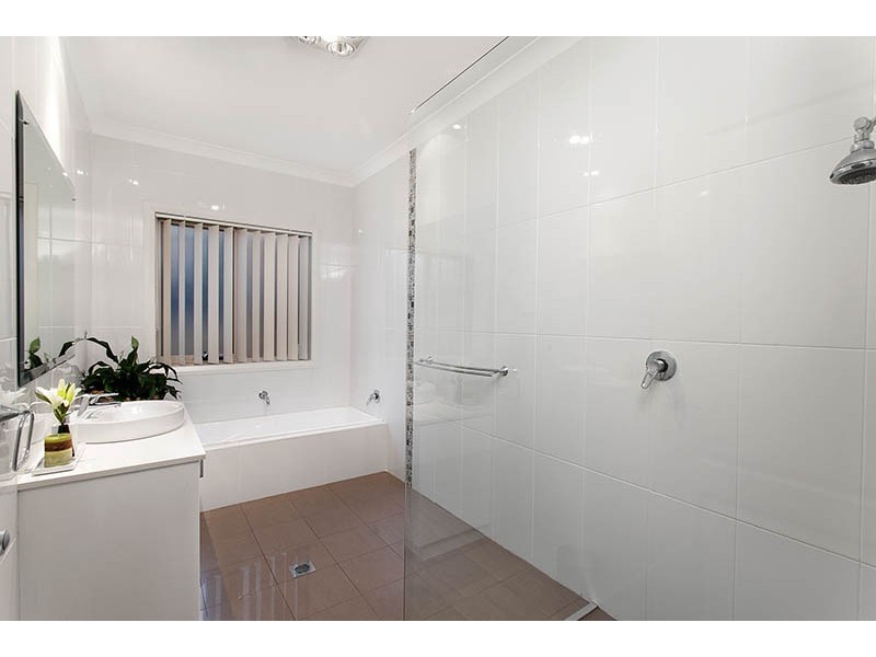 17 Dunk Avenue, Shell Cove NSW 2529