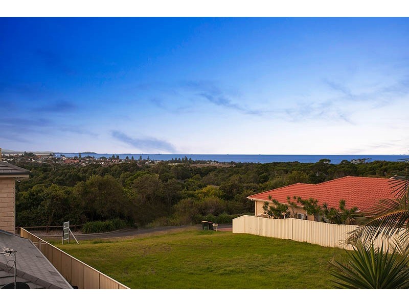 17 Dunk Avenue, Shell Cove NSW 2529