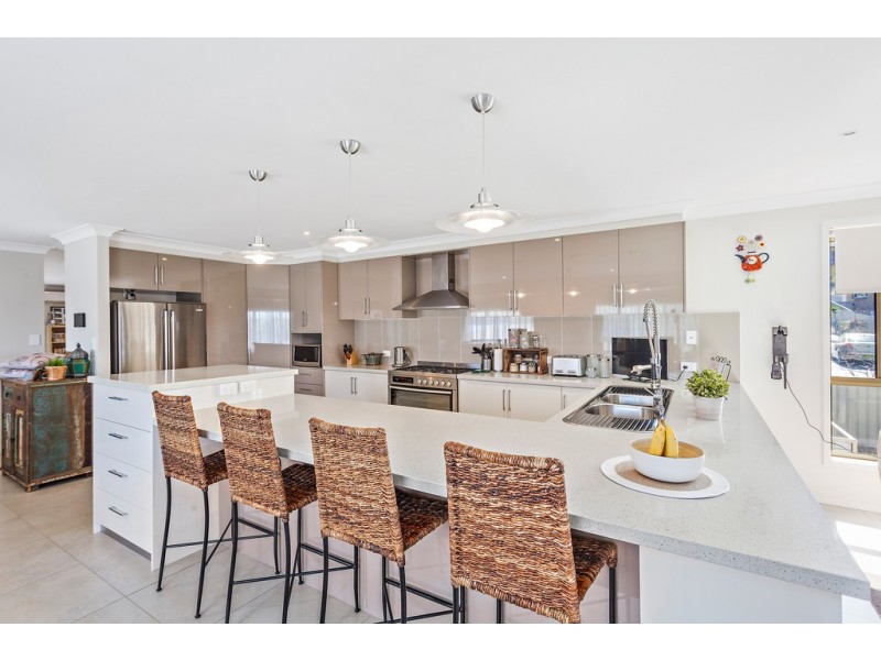 103 College Avenue, Flinders NSW 2529