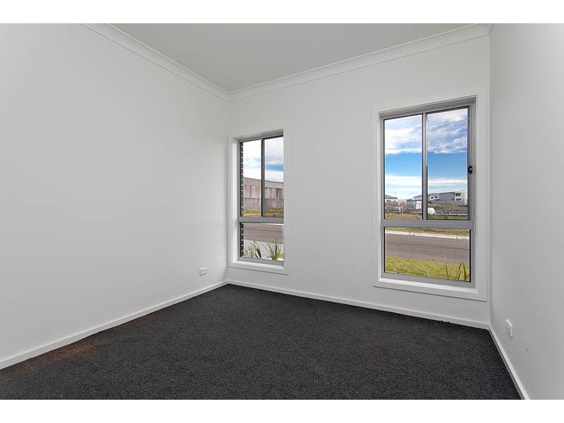 1 Rangoon Avenue, Shell Cove NSW 2529