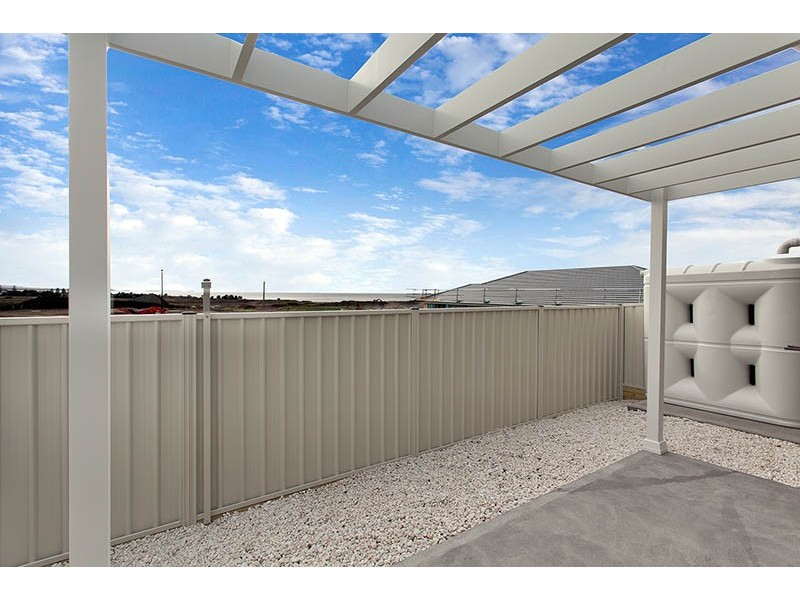 1 Rangoon Avenue, Shell Cove NSW 2529