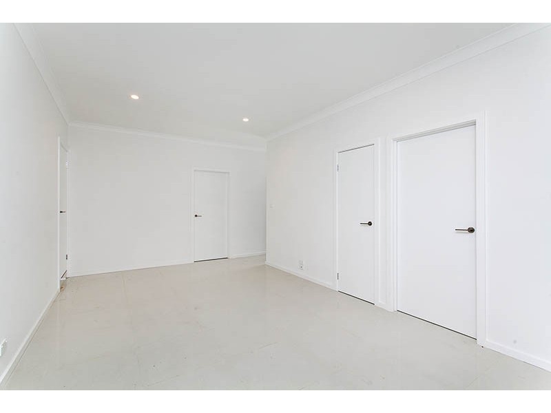 1 Rangoon Avenue, Shell Cove NSW 2529