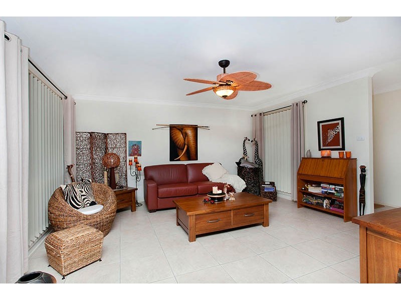 22 Shearwater Boulevard, Albion Park Rail NSW 2527