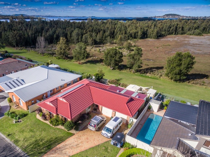 22 Shearwater Boulevard, Albion Park Rail NSW 2527