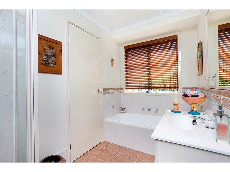 22 Shearwater Boulevard, Albion Park Rail NSW 2527