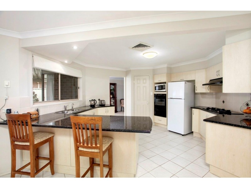 8 Hicks Terrace, Shell Cove NSW 2529