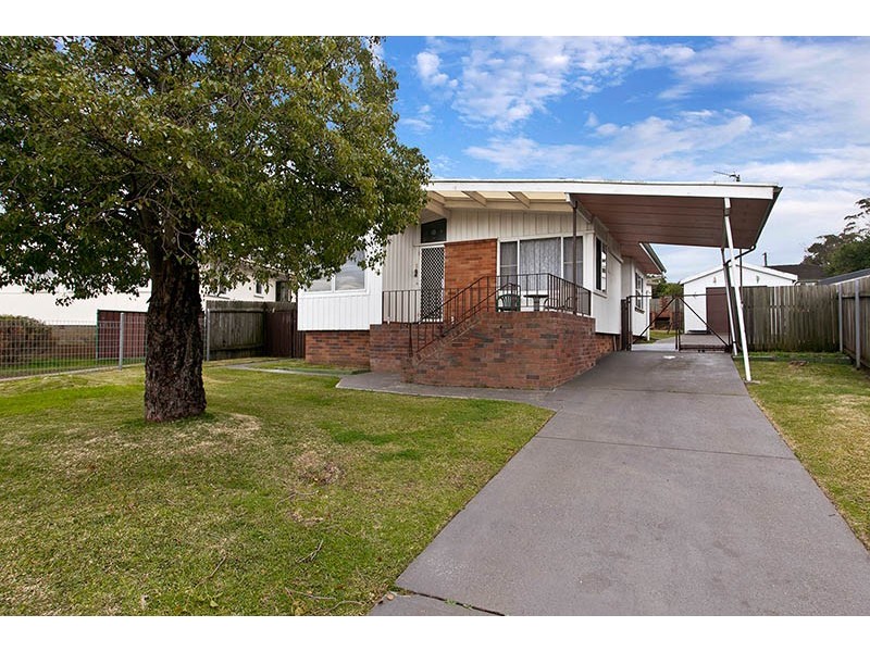 12 O’Reilly Street, Warilla NSW 2528