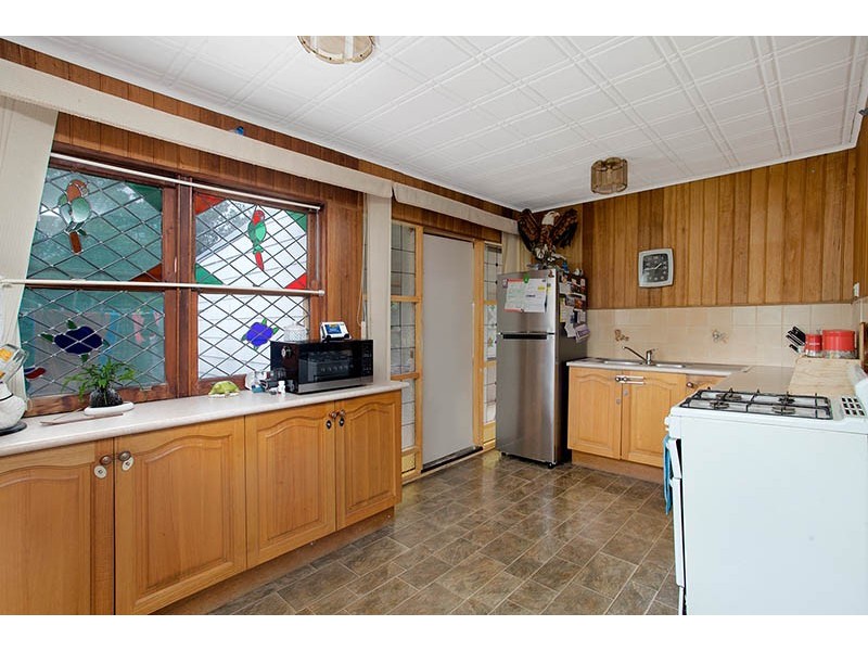 6 Johnston Street, Warilla NSW 2528