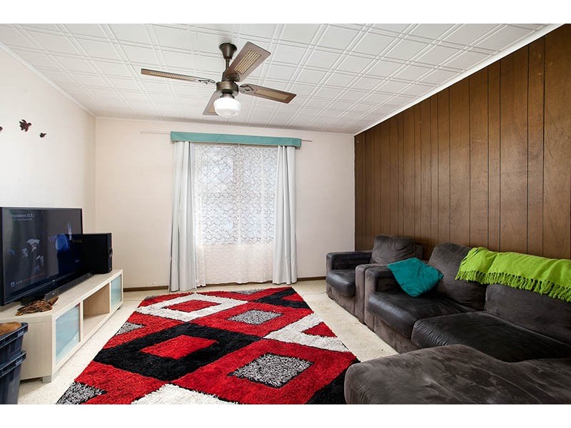 6 Johnston Street, Warilla NSW 2528