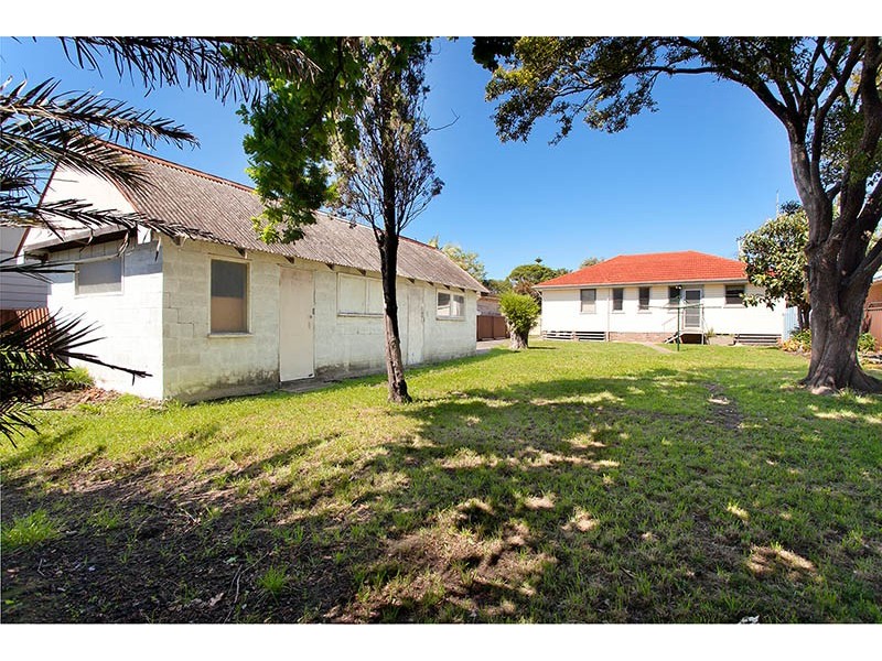 18 Anthony Street, Lake Illawarra NSW 2528