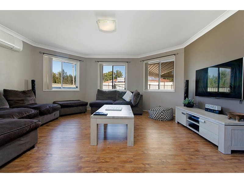 32 Tabourie Close, Flinders NSW 2529